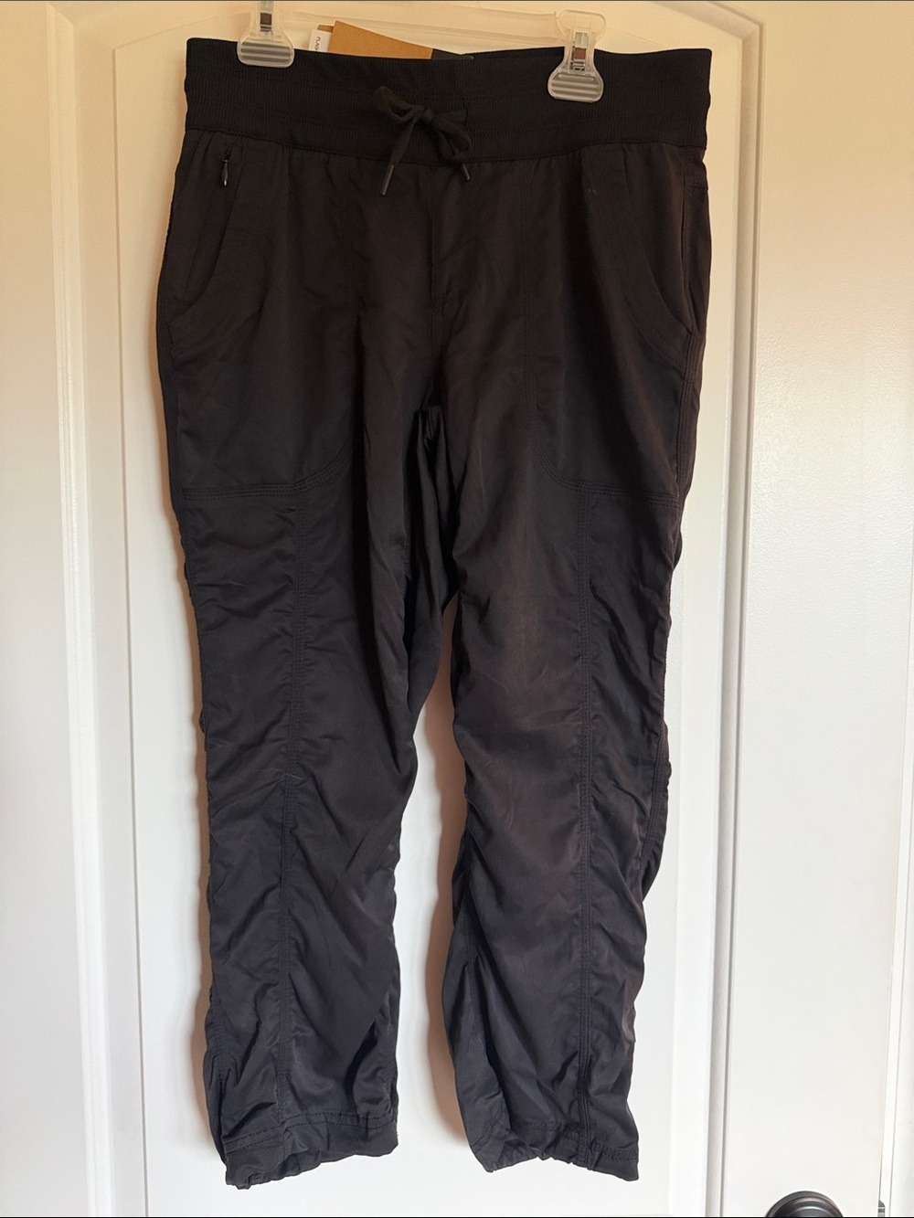The North Face Women's Black Drawstring Jogger Pants Small NWT TNF